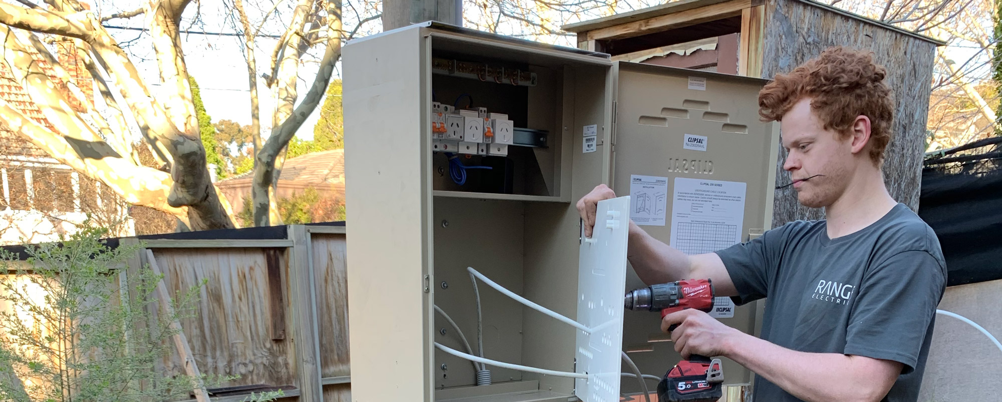 Range Electrics temporary builders poles